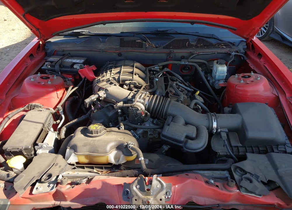 2014 FORD MUSTANG V6 VIN: 1ZVBP8AMXE5290310