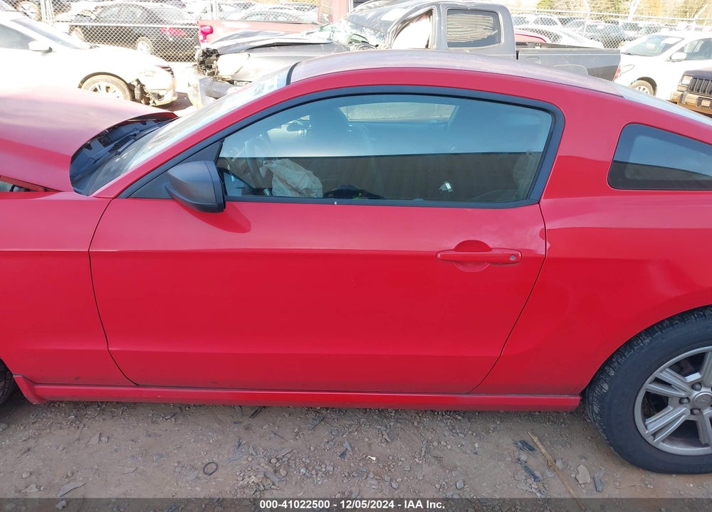 2014 FORD MUSTANG V6 VIN: 1ZVBP8AMXE5290310