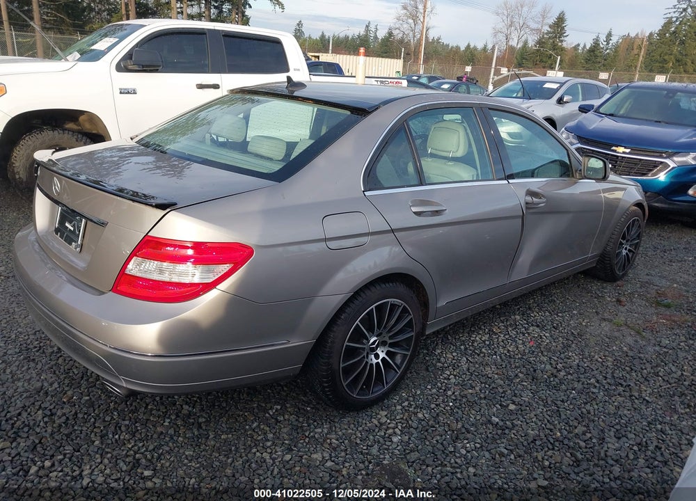 2009 MERCEDES-BENZ C 300 LUXURY/SPORT VIN: WDDGF54X49F224437