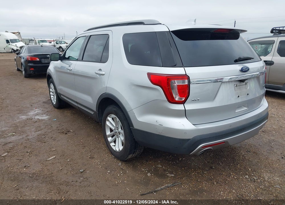 2017 FORD EXPLORER XLT VIN: 1FM5K7DH9HGD15905