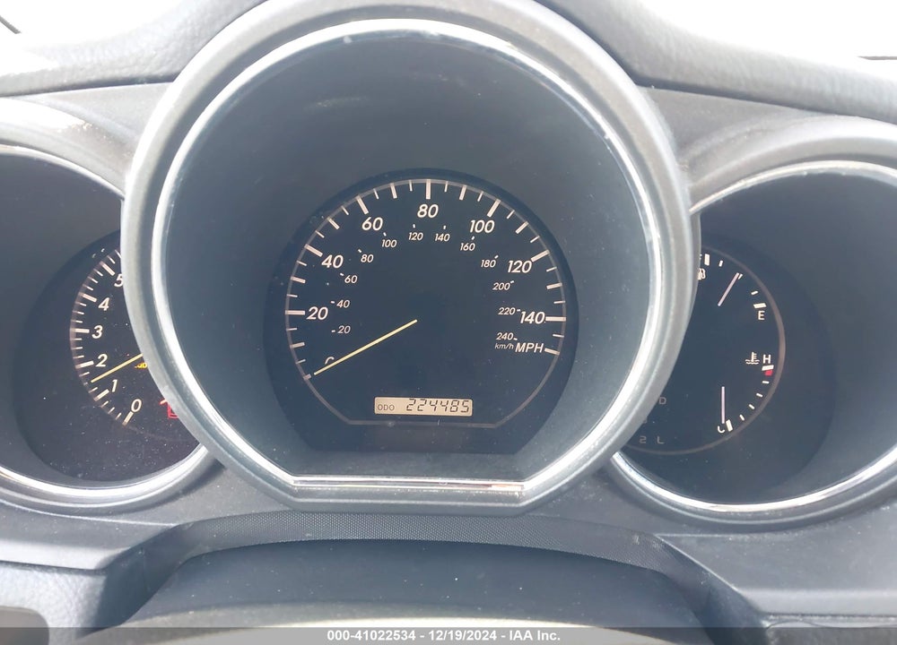 2004 LEXUS RX 330 VIN: 2T2GA31U44C005532