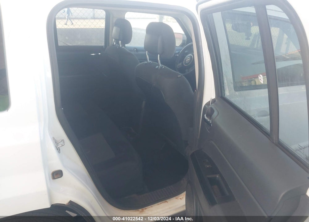2016 JEEP PATRIOT SPORT VIN: 1C4NJPBB3GD548863