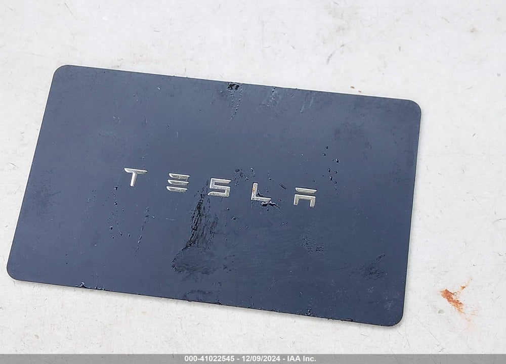 2021 TESLA MODEL Y LONG RANGE DUAL MOTOR ALL-WHEEL DRIVE VIN: 5YJYGDEE3MF062428