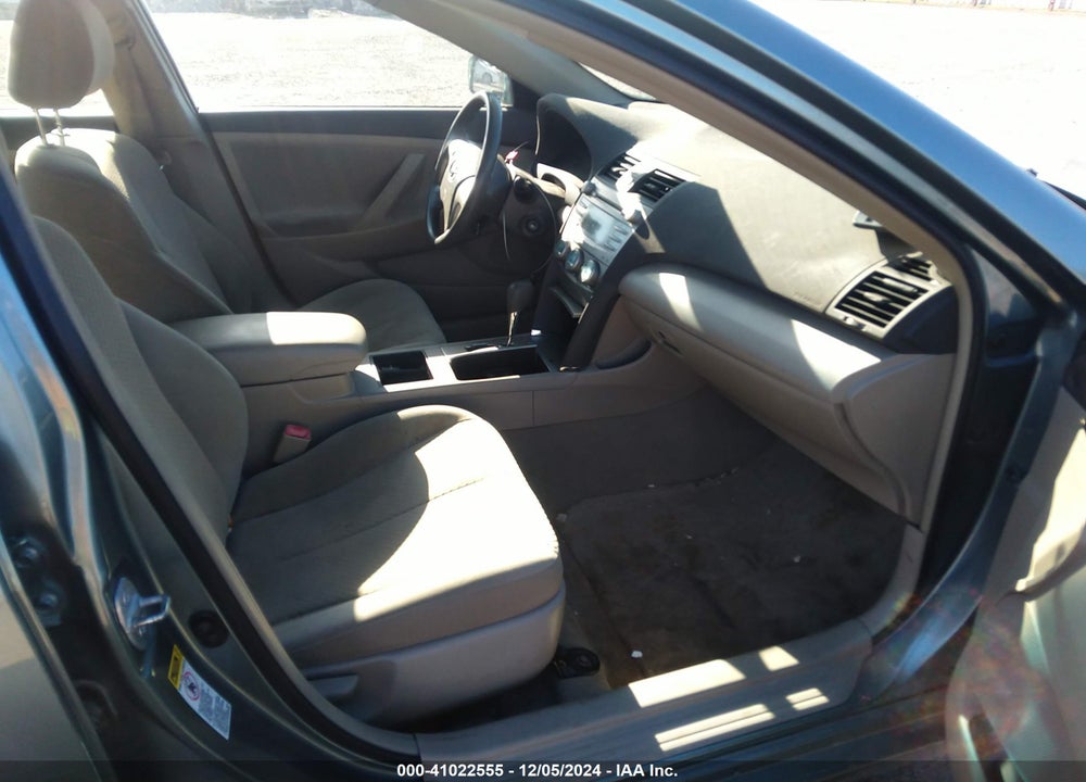 2009 TOYOTA CAMRY LE VIN: 4T4BE46K79R074940