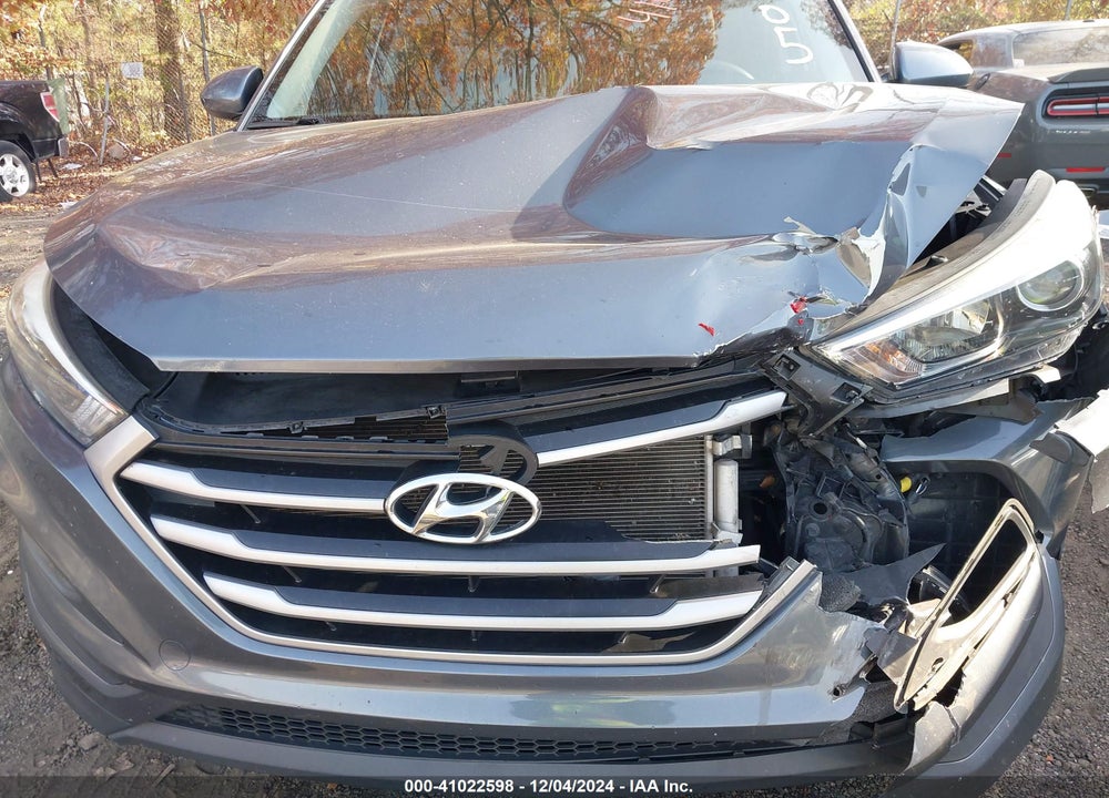 2018 HYUNDAI TUCSON SEL VIN: KM8J33A41JU801105