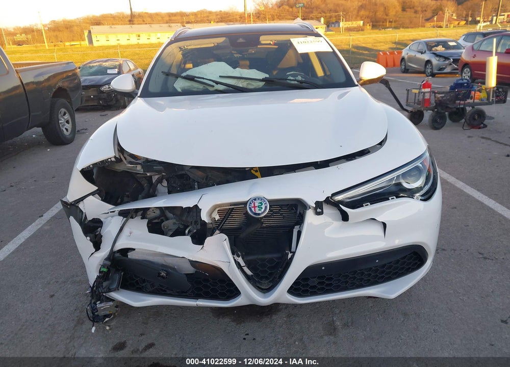 2020 ALFA ROMEO STELVIO TI AWD VIN: ZASPAKBN7L7C76758