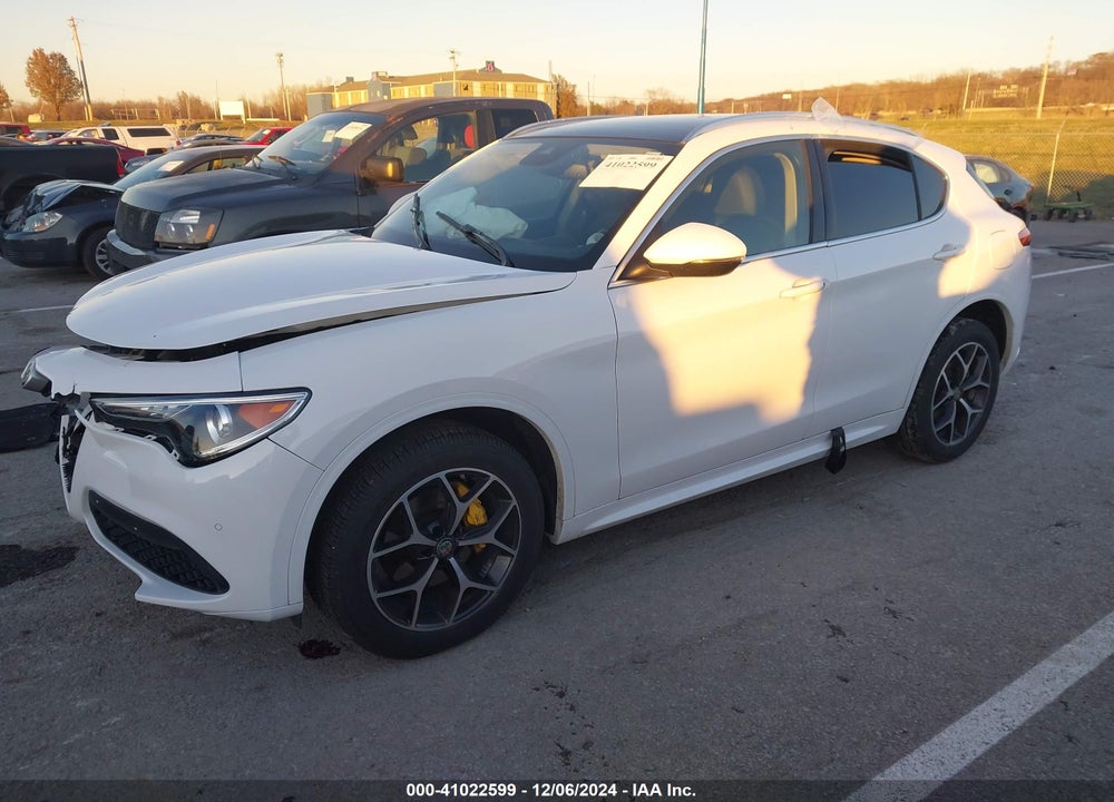 2020 ALFA ROMEO STELVIO TI AWD VIN: ZASPAKBN7L7C76758