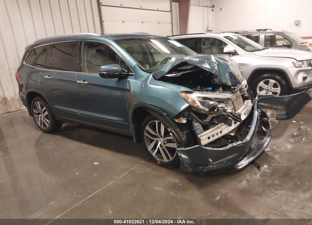 2017 HONDA PILOT ELITE VIN: 5FNYF6H07HB071850