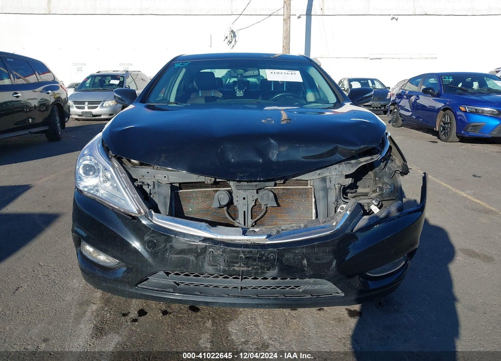 2012 HYUNDAI AZERA VIN: KMHFG4JG8CA155446