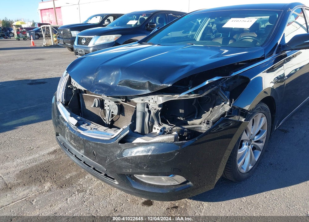 2012 HYUNDAI AZERA VIN: KMHFG4JG8CA155446