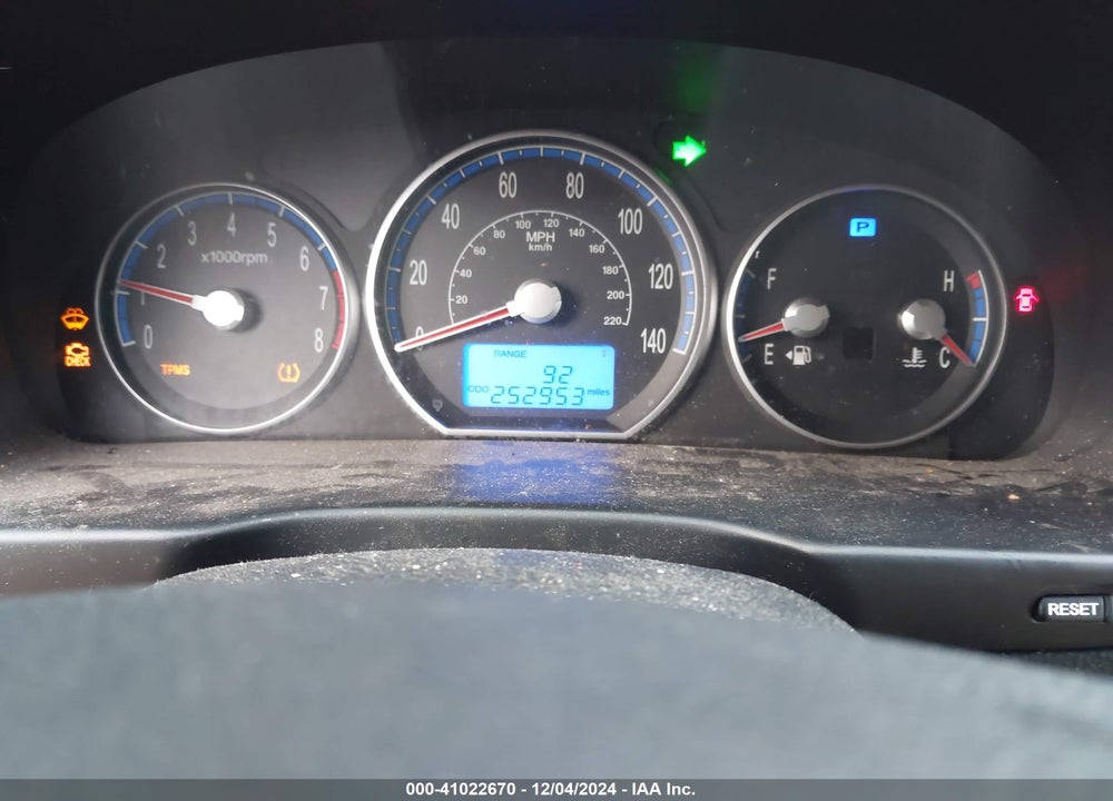 2009 HYUNDAI SANTA FE SE VIN: 5NMSH13E99H325368