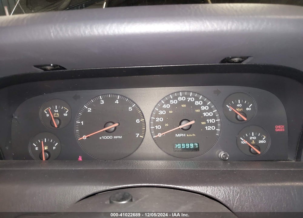 2000 JEEP GRAND CHEROKEE LAREDO VIN: 1J4GW48S8YC271290