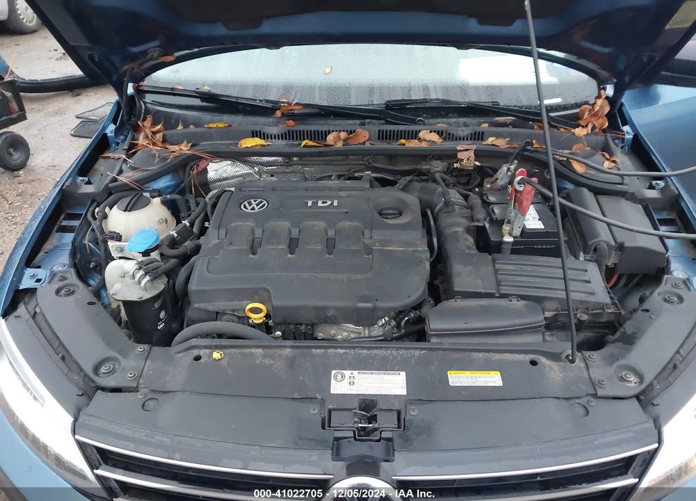 2015 VOLKSWAGEN JETTA 2.0L TDI S VIN: 3VWLA7AJ0FM281276
