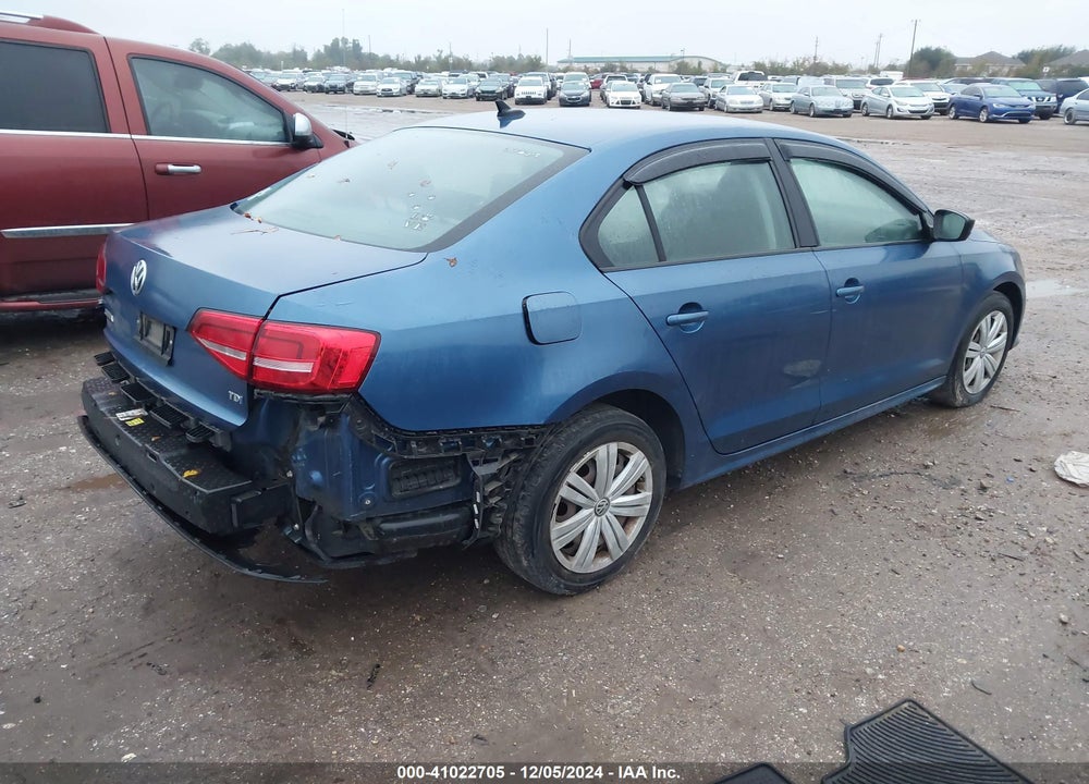 2015 VOLKSWAGEN JETTA 2.0L TDI S VIN: 3VWLA7AJ0FM281276