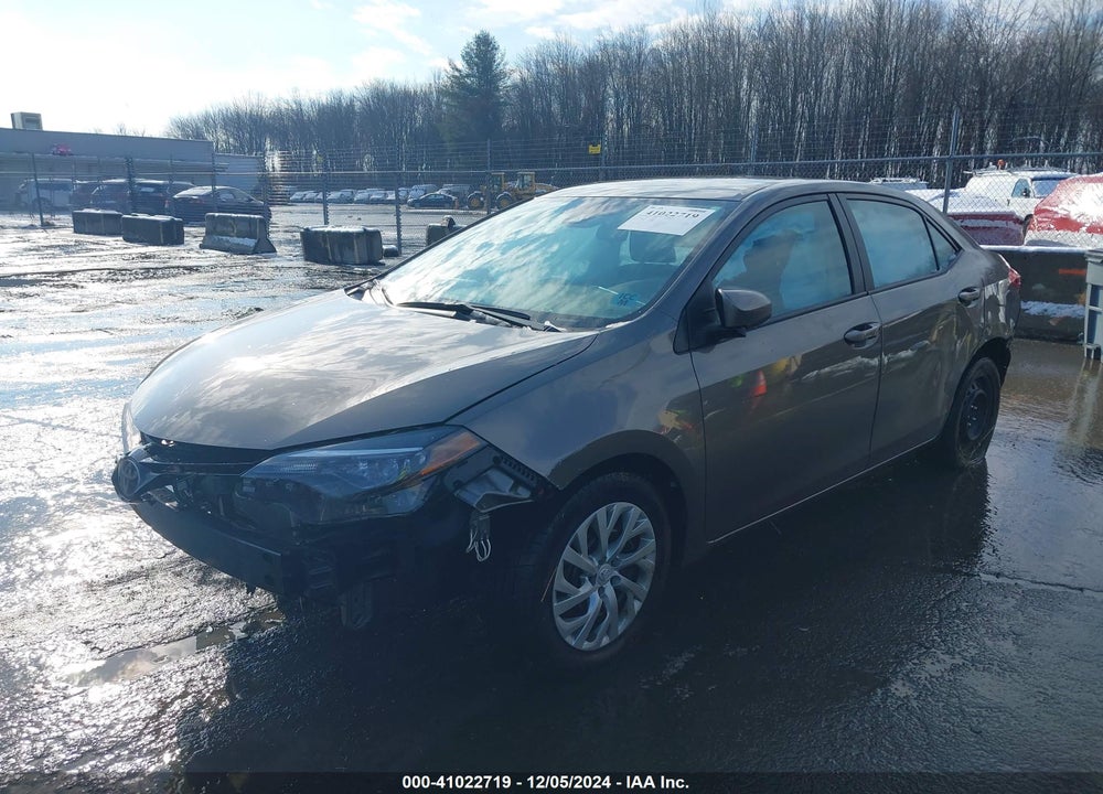2017 TOYOTA COROLLA LE VIN: 2T1BURHE2HC962030