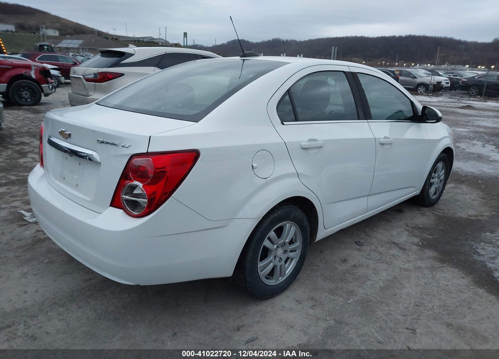 2016 CHEVROLET SONIC VIN: 1G1JC5SG5G4119869