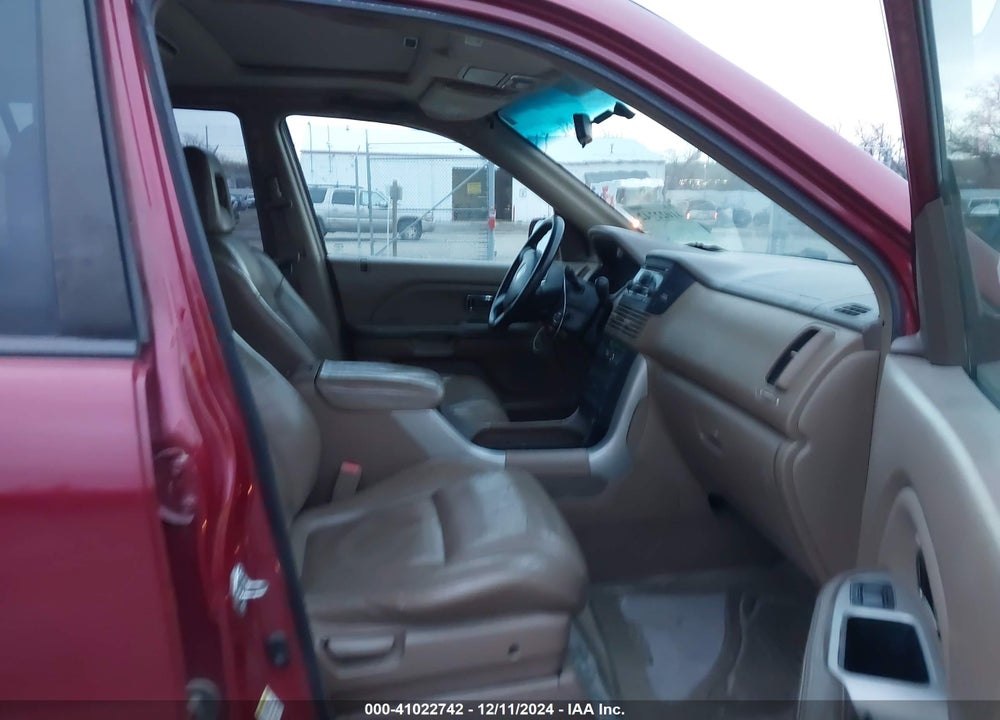2005 HONDA PILOT EX-L VIN: 2HKYF18625H531954