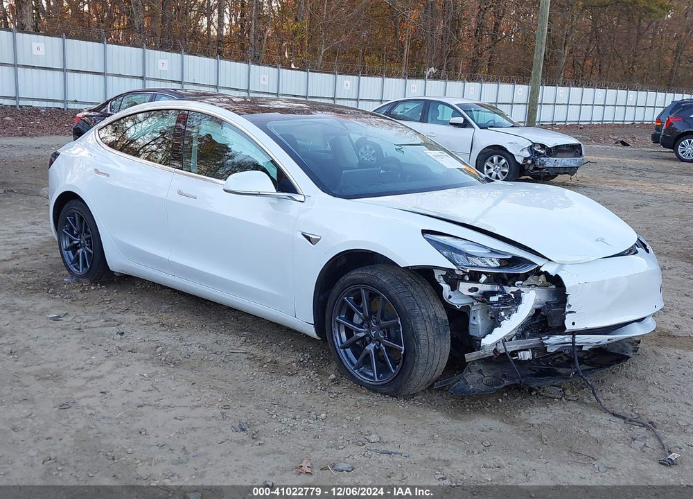 2020 TESLA MODEL 3 STANDARD RANGE PLUS REAR-WHEEL DRIVE/STANDARD RANGE REAR-WHEEL DRIVE VIN: 5YJ3E1EA5LF612772