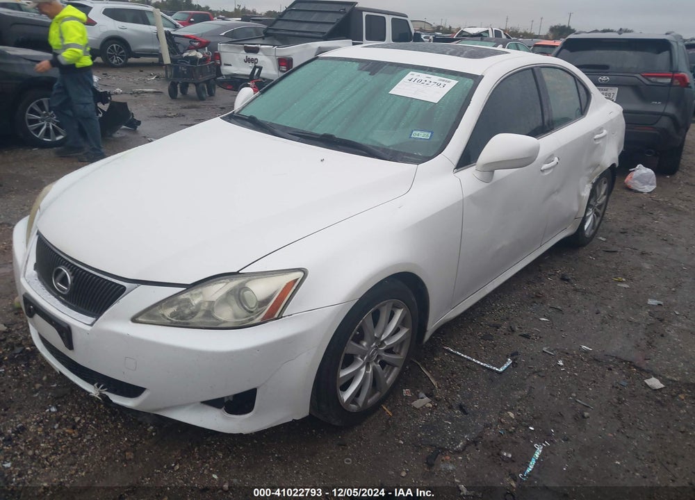2008 LEXUS IS 250 VIN: JTHBK262385084397