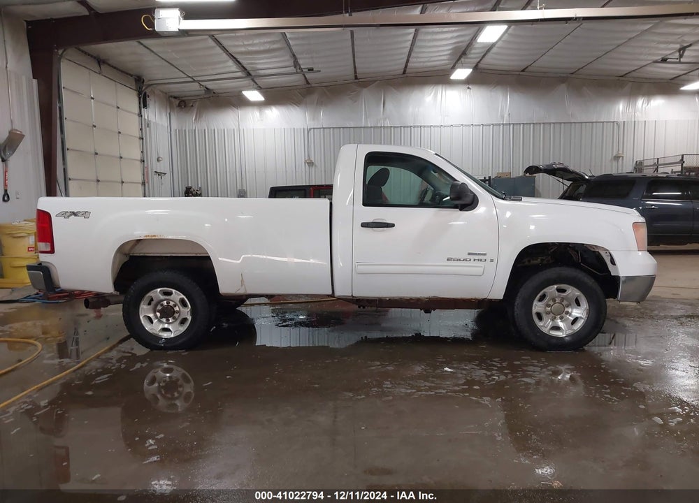 2008 GMC SIERRA 2500HD SLE1 VIN: 1GTHK246X8E177984