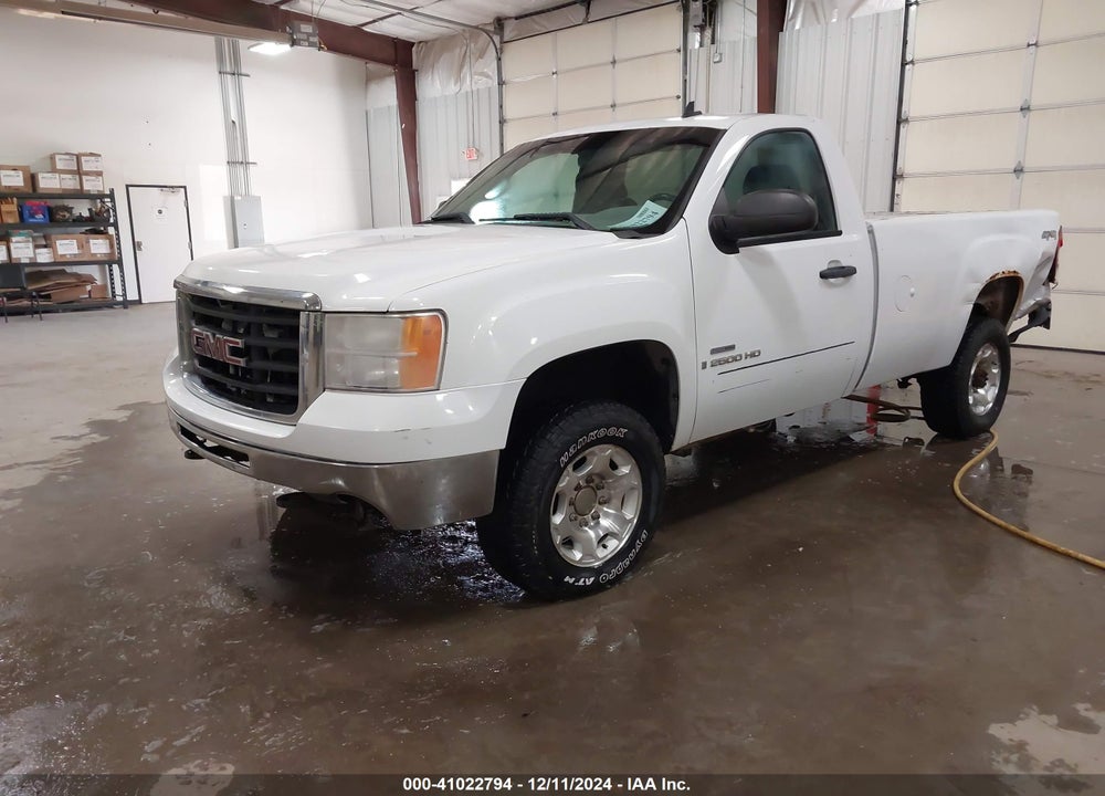2008 GMC SIERRA 2500HD SLE1 VIN: 1GTHK246X8E177984