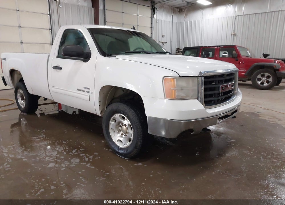 2008 GMC SIERRA 2500HD SLE1 VIN: 1GTHK246X8E177984