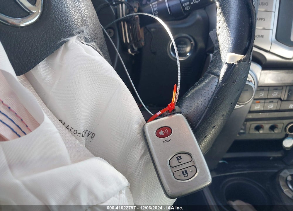 2015 TOYOTA 4RUNNER VIN: JTEBU5JR7F5264640