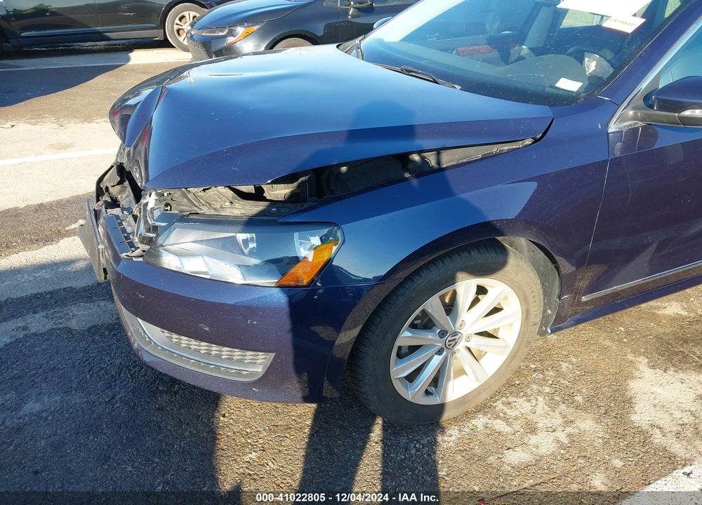 2012 VOLKSWAGEN PASSAT 2.5L SEL VIN: 1VWCH7A37CC051633