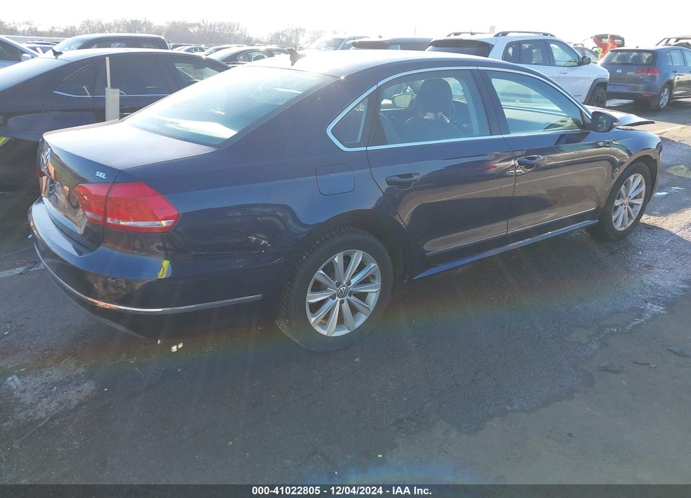 2012 VOLKSWAGEN PASSAT 2.5L SEL VIN: 1VWCH7A37CC051633