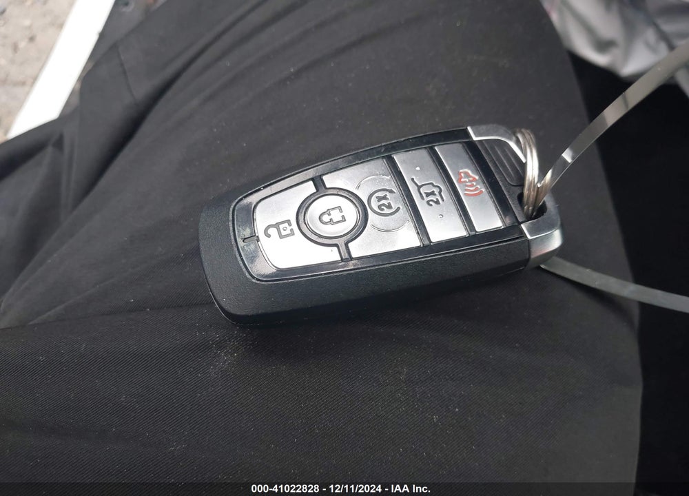 2022 FORD ESCAPE VIN: 1FMCU9G62NUC00423