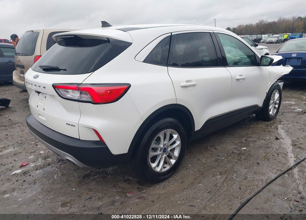 2022 FORD ESCAPE VIN: 1FMCU9G62NUC00423