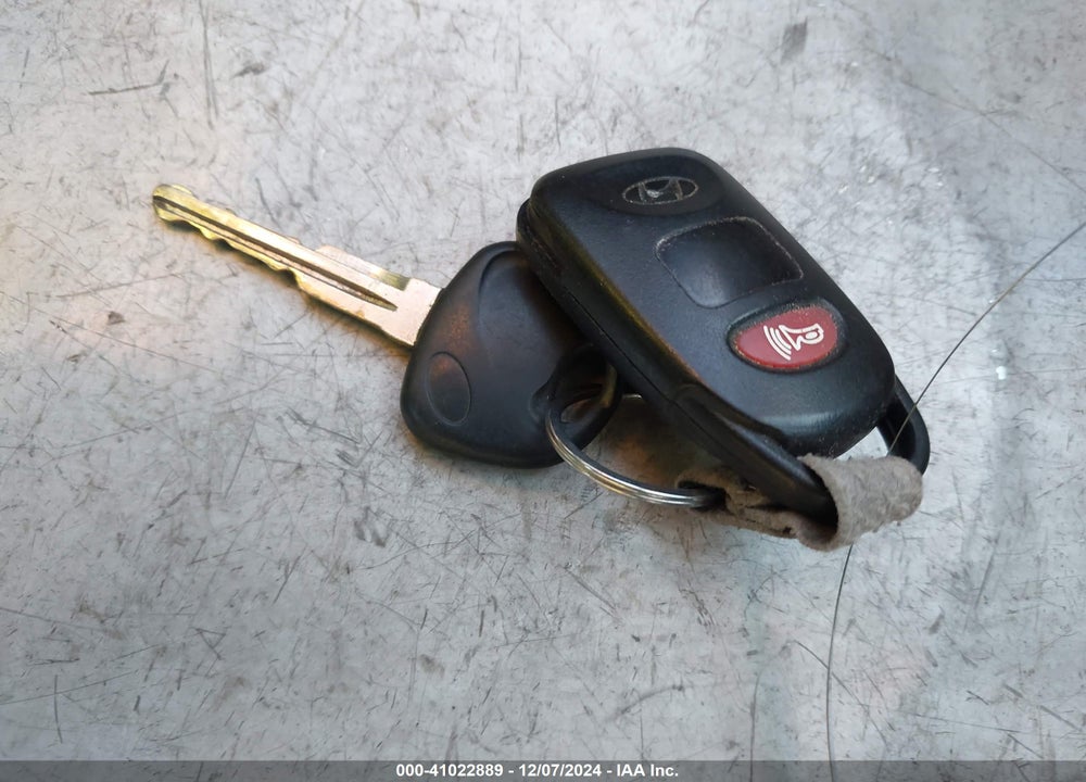 2010 HYUNDAI SONATA LIMITED V6 VIN: 5NPEU4AF0AH593108