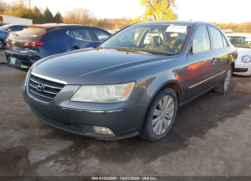 2010 HYUNDAI SONATA LIMITED V6 VIN: 5NPEU4AF0AH593108