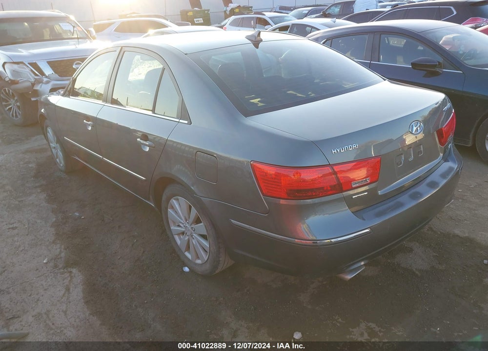 2010 HYUNDAI SONATA LIMITED V6 VIN: 5NPEU4AF0AH593108