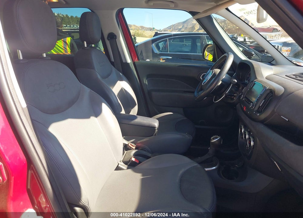 2014 FIAT 500L LOUNGE VIN: ZFBCFACH3EZ029923