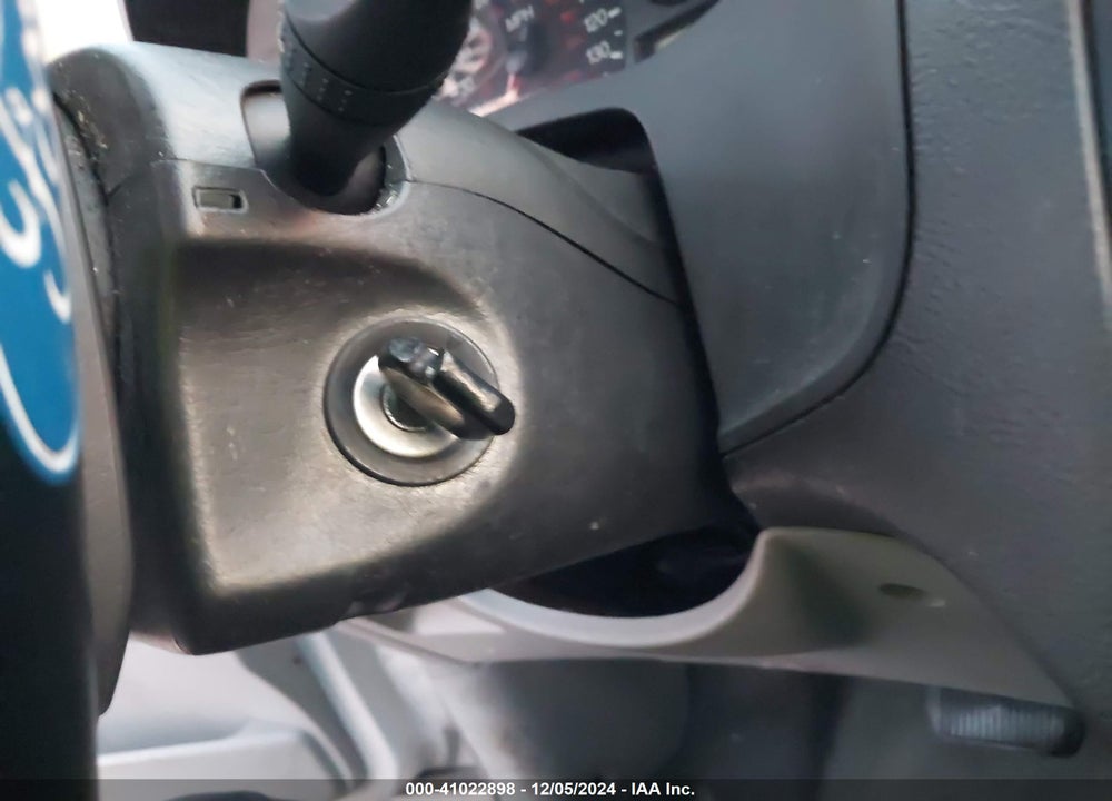 2007 FORD FOCUS S/SE/SES VIN: 1FAFP34N37W316583