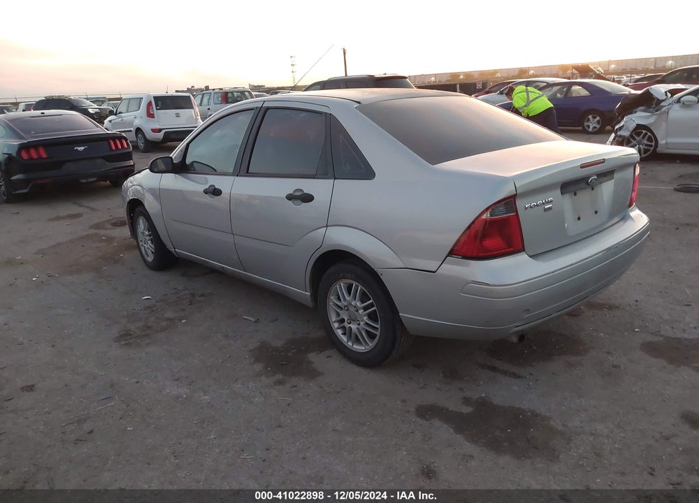 2007 FORD FOCUS S/SE/SES VIN: 1FAFP34N37W316583