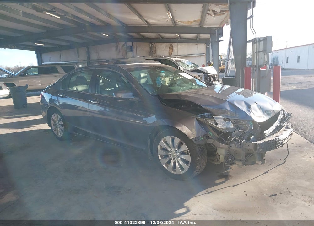 2015 HONDA ACCORD EX-L VIN: 1HGCR2F84FA272812