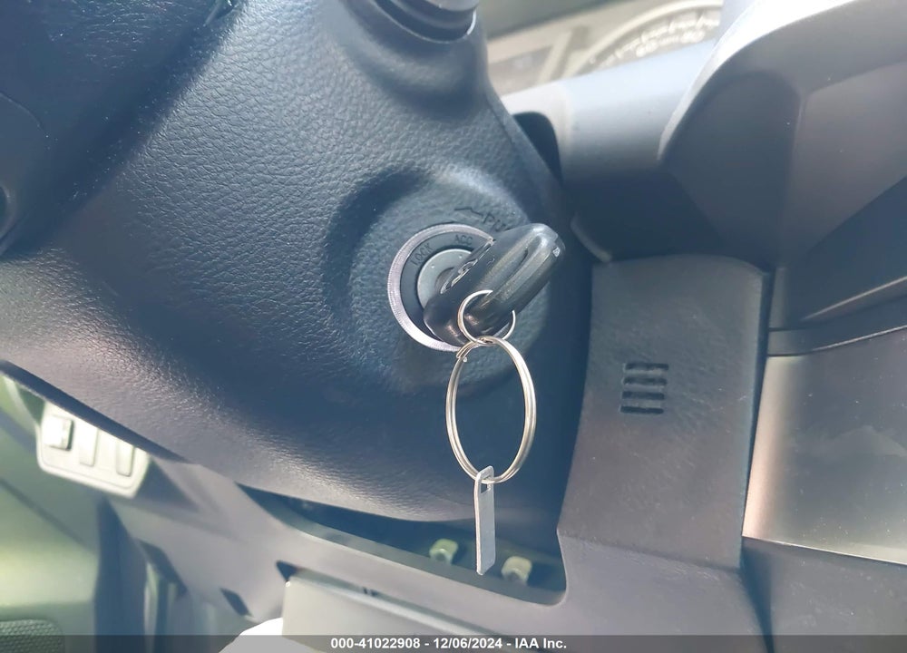2021 TOYOTA TACOMA SR5 V6 VIN: 5TFCZ5AN1MX282401