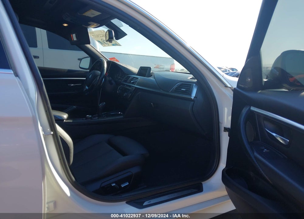 2017 BMW 340I VIN: WBA8B3G34HNU36327
