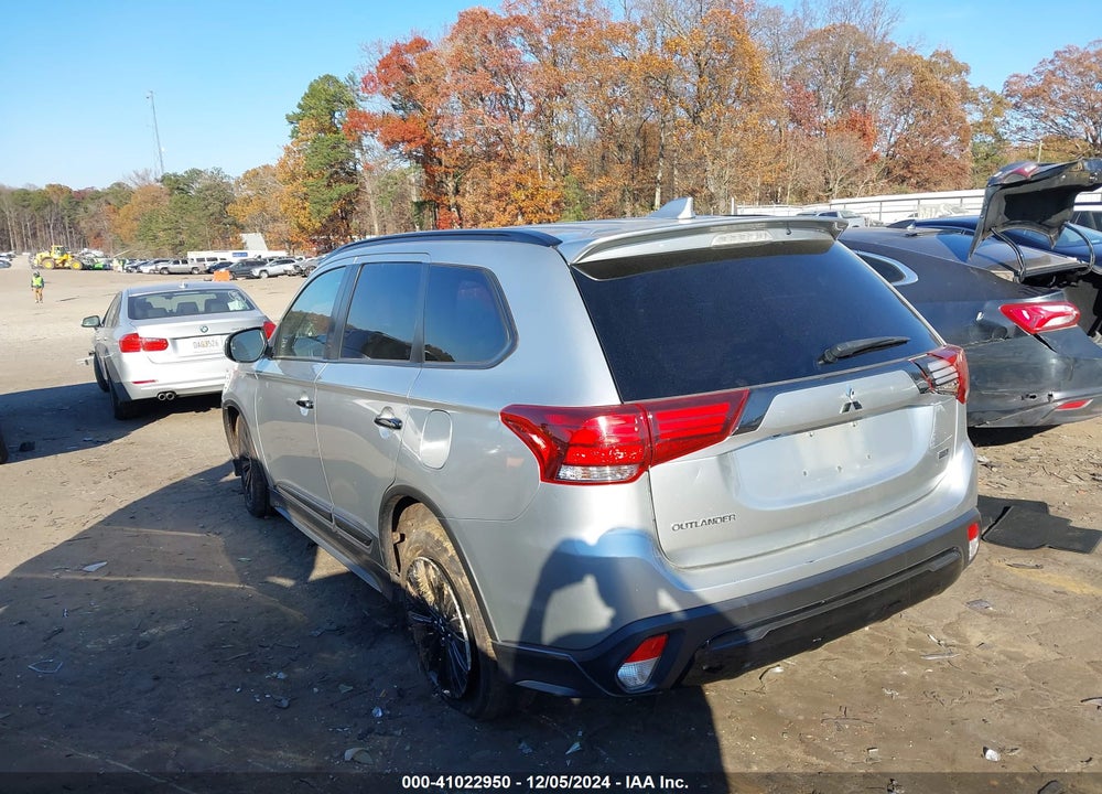 2020 MITSUBISHI OUTLANDER SP 2.4 VIN: JA4AD3A3XLZ040261