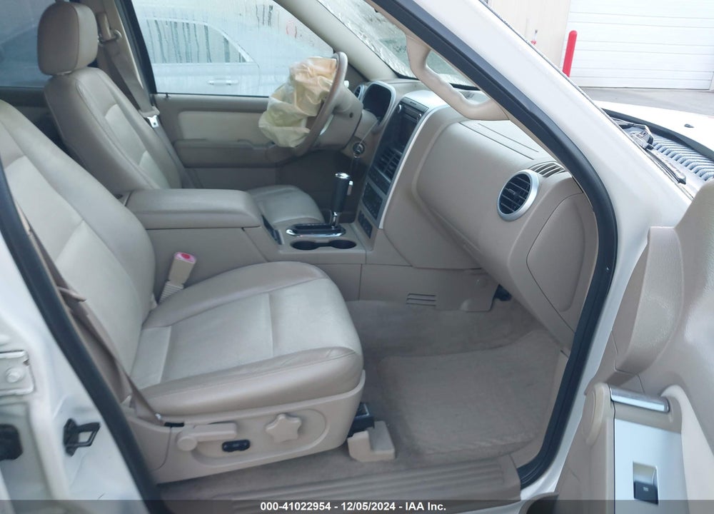 2008 MERCURY MOUNTAINEER VIN: 4M2EU38838UJ04132
