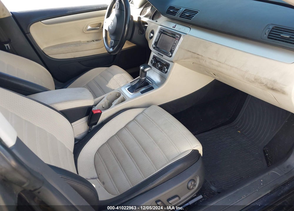 2011 VOLKSWAGEN CC SPORT VIN: WVWMP7AN9BE721861