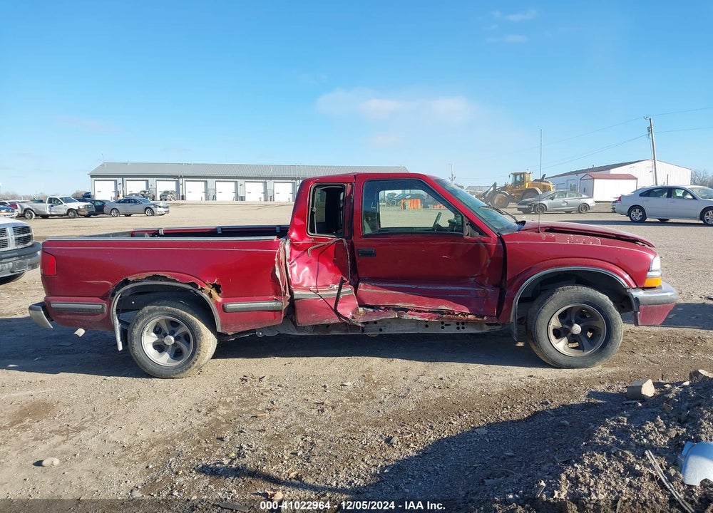 1998 CHEVROLET S-10 LS FLEETSIDE VIN: 1GCCS1949W8186280