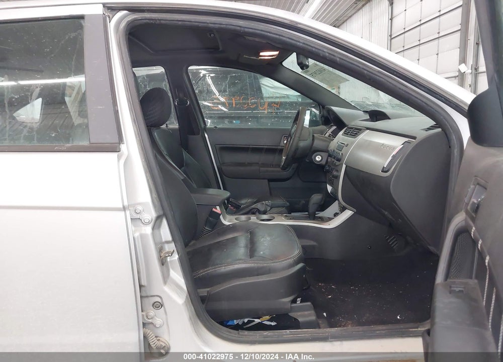 2010 FORD FOCUS SEL VIN: 1FAHP3HN7AW242675