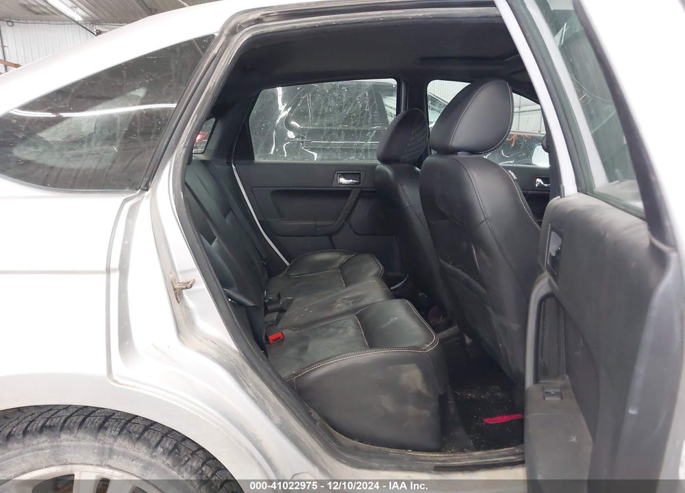 2010 FORD FOCUS SEL VIN: 1FAHP3HN7AW242675