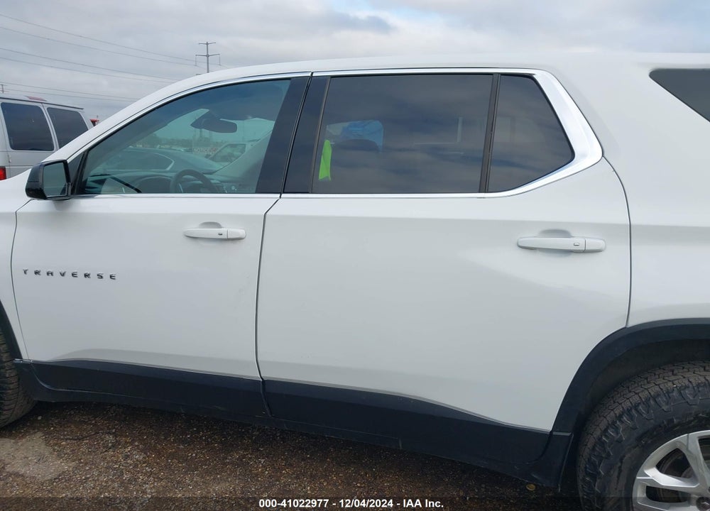 2020 CHEVROLET TRAVERSE FWD LS VIN: 1GNERFKW6LJ184401