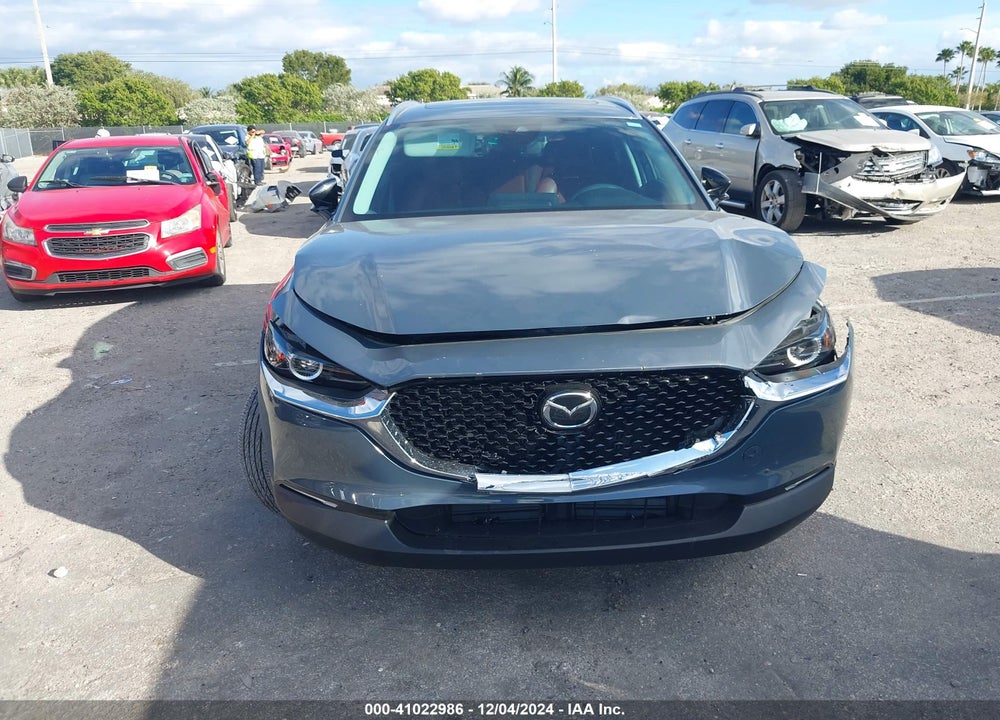 2023 MAZDA CX-30 2.5 S CARBON EDITION VIN: 3MVDMBCMXPM560209