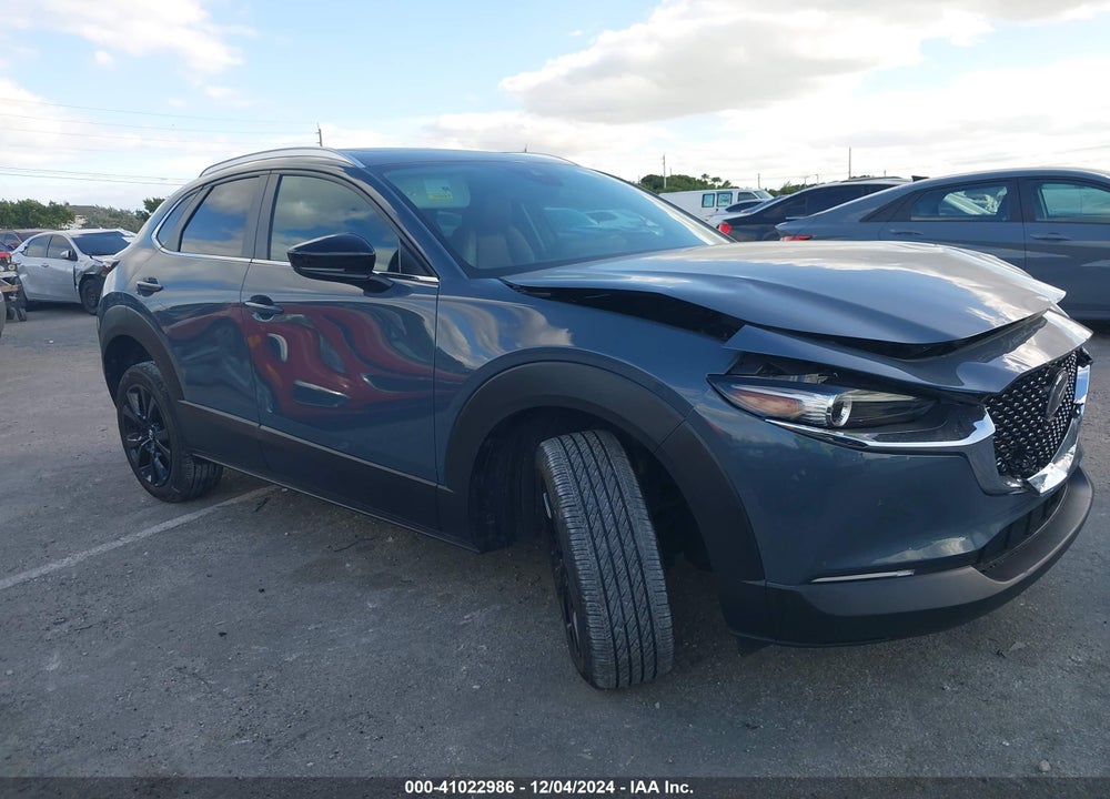 2023 MAZDA CX-30 2.5 S CARBON EDITION VIN: 3MVDMBCMXPM560209