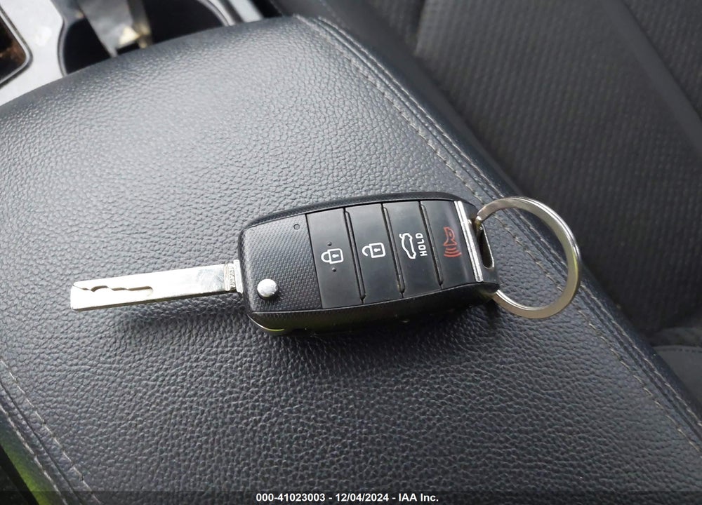 2016 KIA OPTIMA LX VIN: KNAGT4L37G5109231
